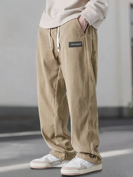 Causal Trouser – Weicher, gerippter Stoff mit entspannter Passform